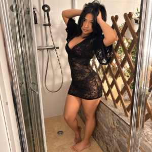 Masaje en pileta balinesa en manos de Nina, una experiencia inolvidable